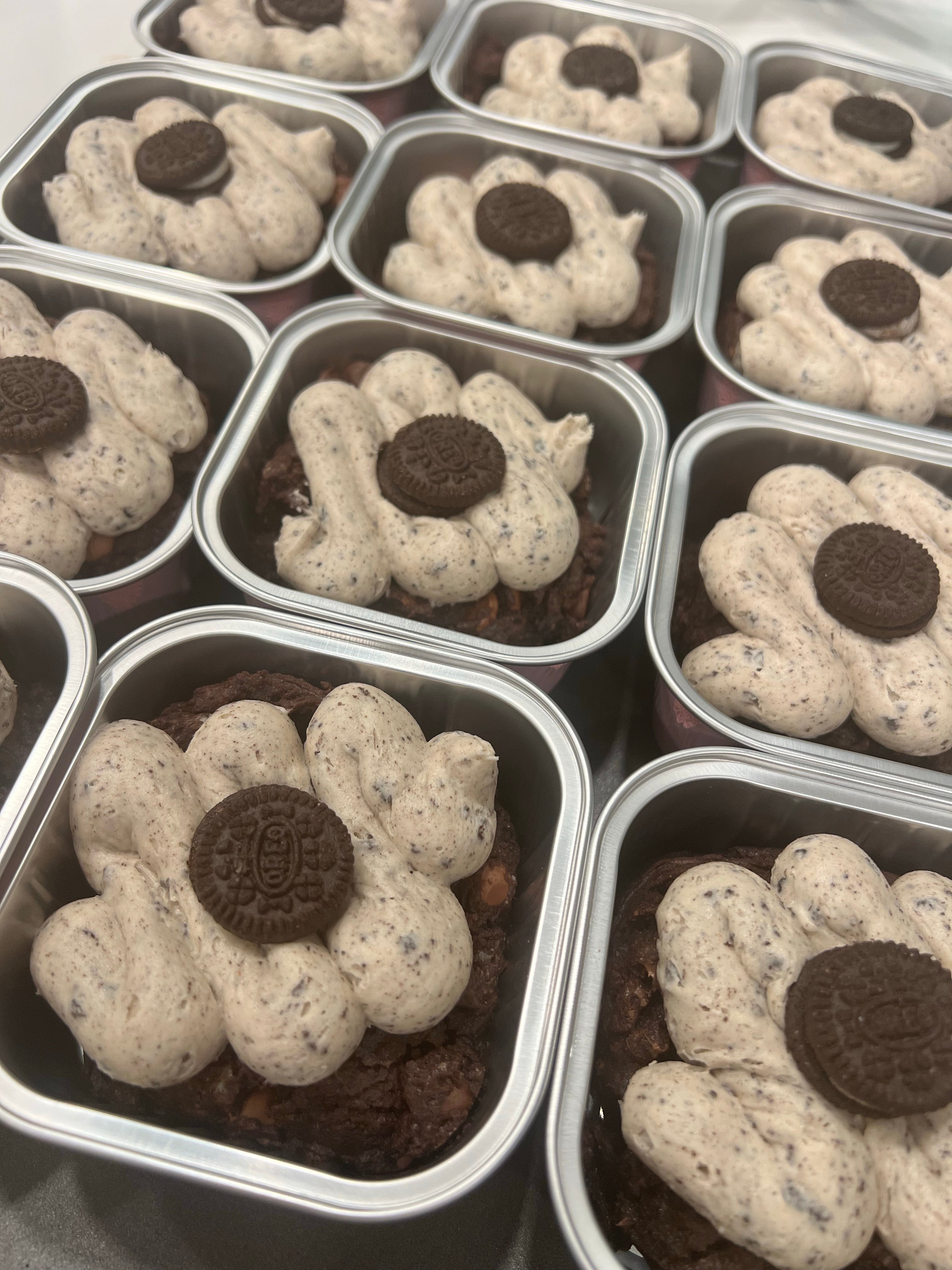 Cookies n' Cream Cookie Cake Recipe